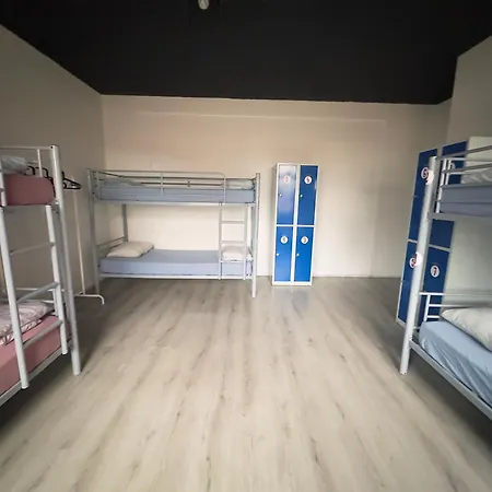 Elephants Private אכסניה *